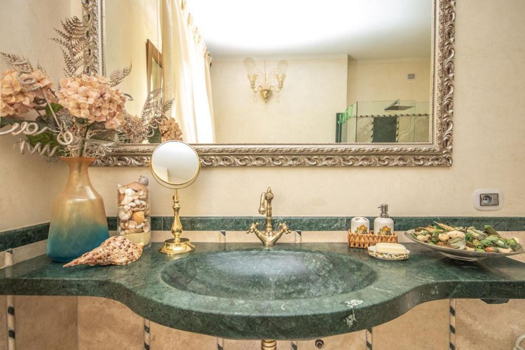 Gragnola Villa Giulia الغرفة الصورة